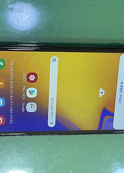 갤럭시 J4+